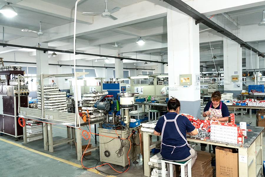 Nhà máy làm việc