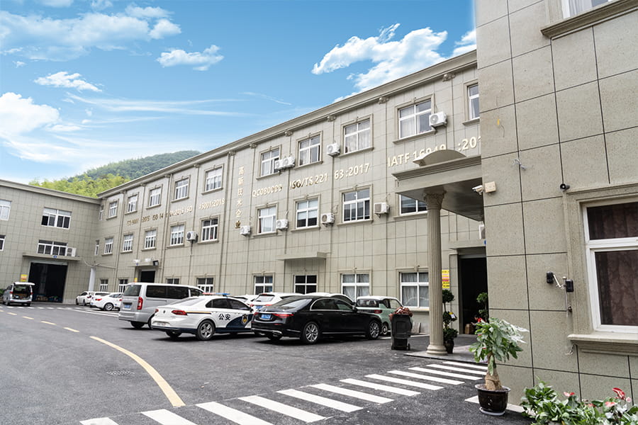 Ngoại thất nhà máy